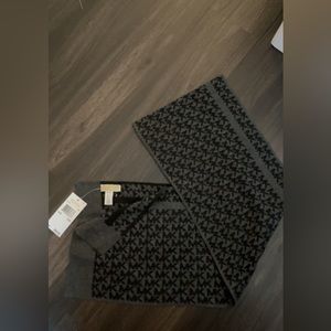 Michael Kors scarf